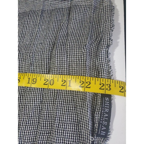 Shiraleah Chicago Houndstooth Plaid Striped Fringe Knit Scarf Neckwarmer Wrap - Picture 5 of 7